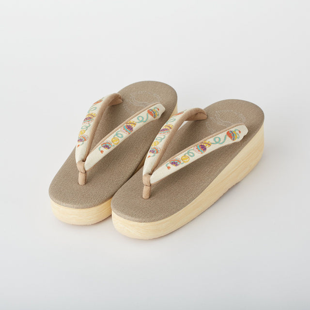 カレンブロッソ カフェ草履 菱屋×岡重 ヒール 5.0cm M まり