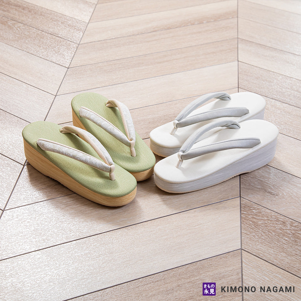 カレンブロッソのカフェ草履（ぞうり）とは？雨の日でもOK？口コミ評判