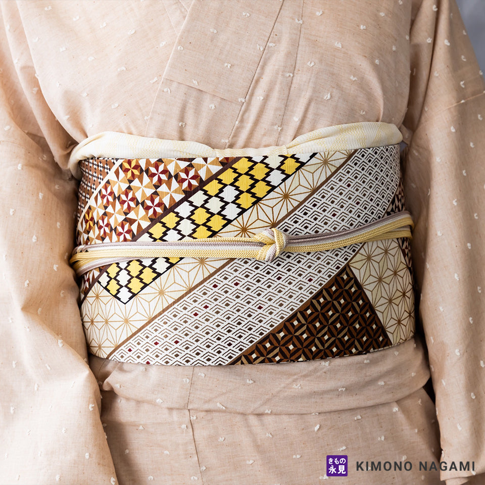 半幅帯 WA・KKA 寄木ダンス 白茶 – きもの永見公式通販 | オンライン